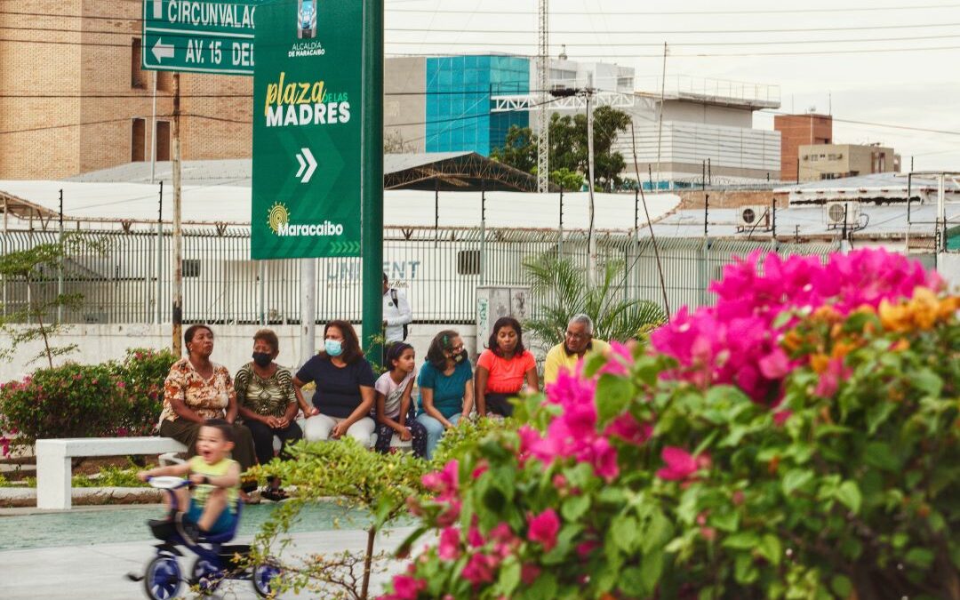 Una renovada y moderna Plaza de las Madres entregó la Alcaldía de Maracaibo